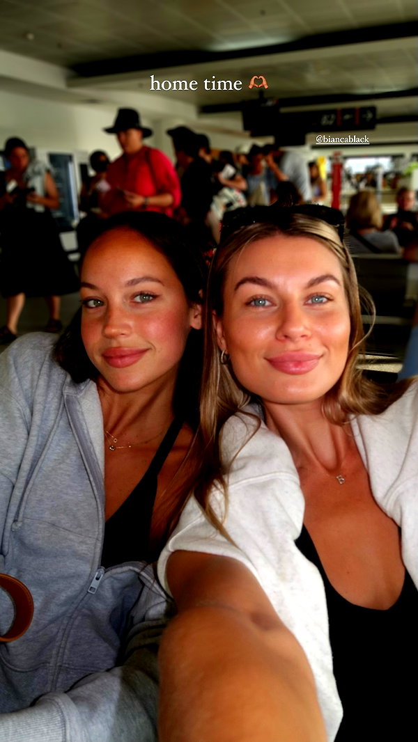 olivia.mathers instagram image archive image