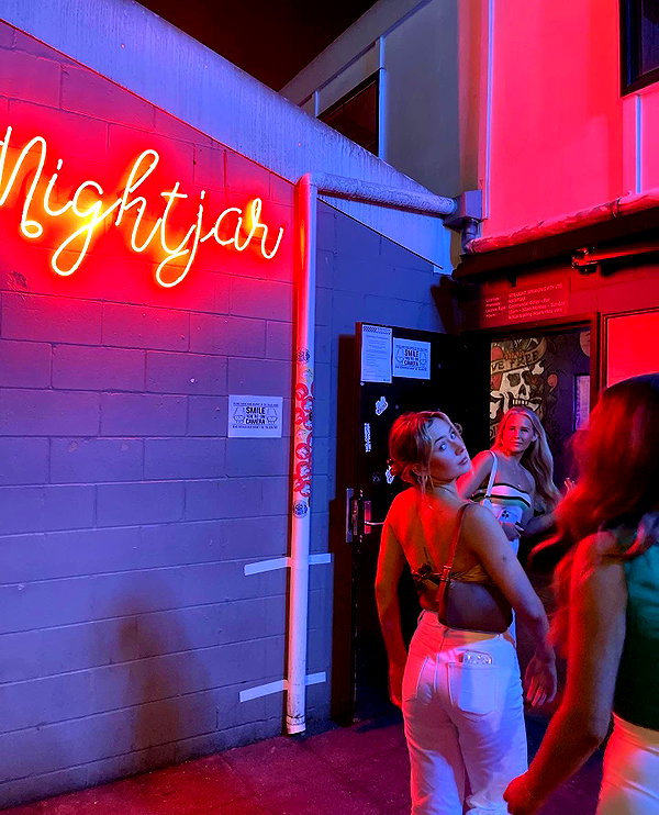 oliviaphillipps instagram image archive image