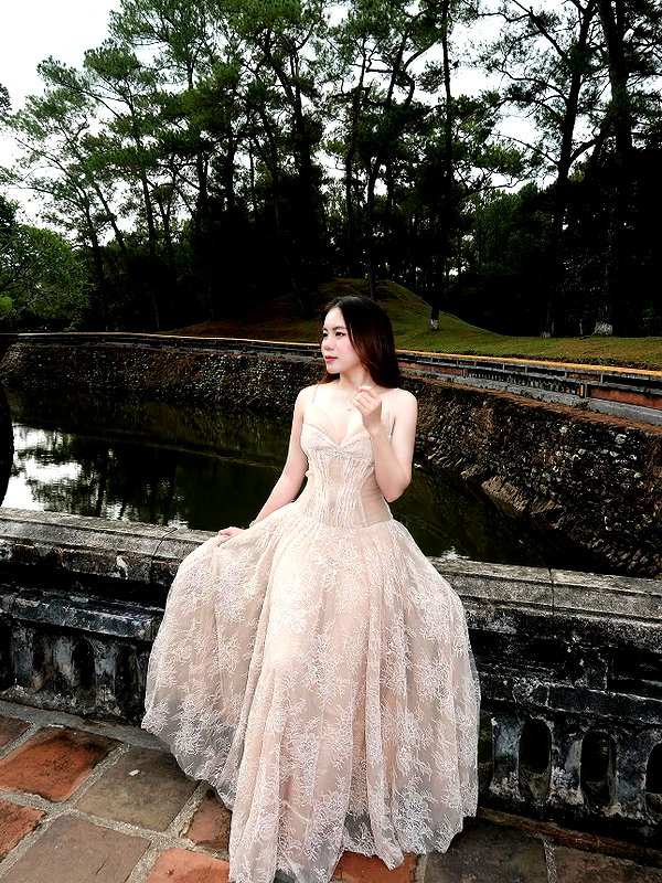 lyhythuedoxinh instagram image archive image