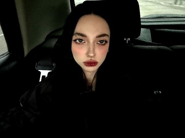 kriskaik instagram image archive image