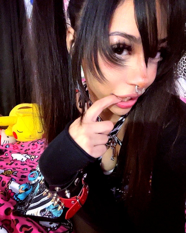 twodollie instagram image archive image