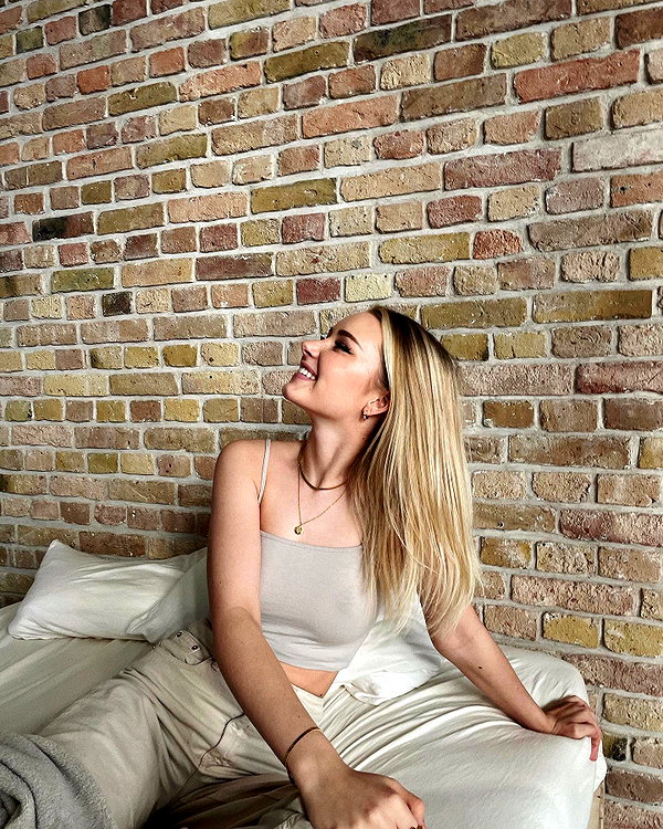 lilih instagram image archive image