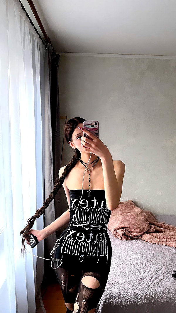 chrisstinalekss instagram image archive image