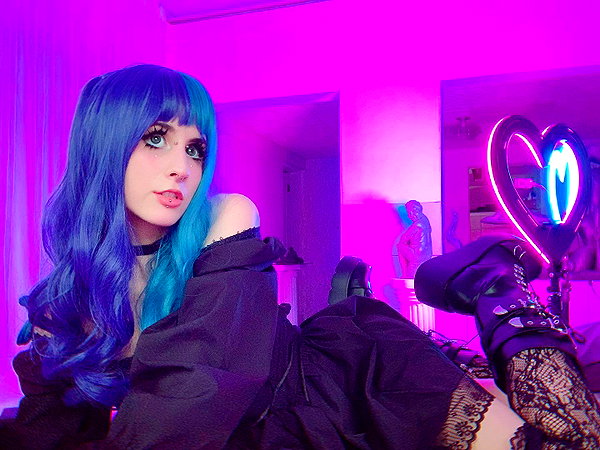 jadelaverne instagram image archive image