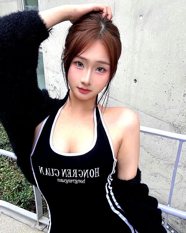 lai_931201 instagram image archive image