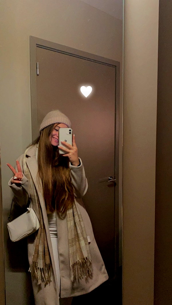 talia_davidov instagram image archive image
