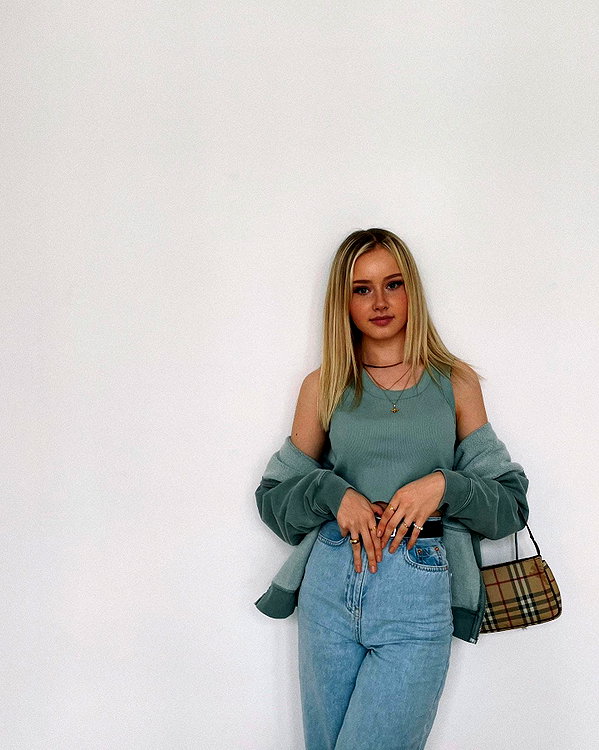 lilih instagram image archive image