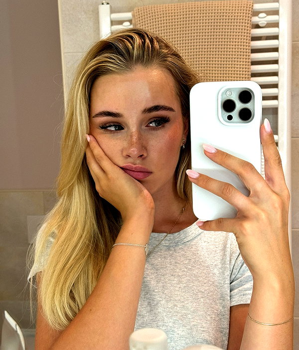 lilih instagram image archive image