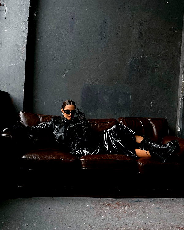 kkwwwv instagram image archive image