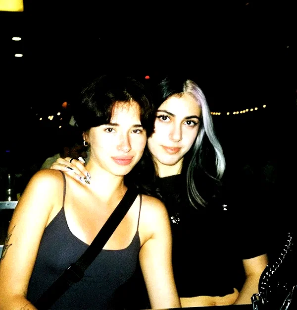 ayash.hila instagram image archive image