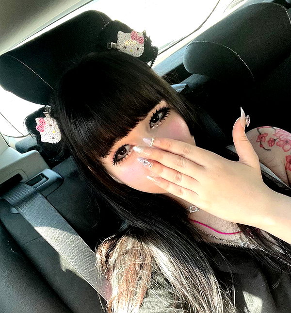 Archived image from @notchicore on Instagram
