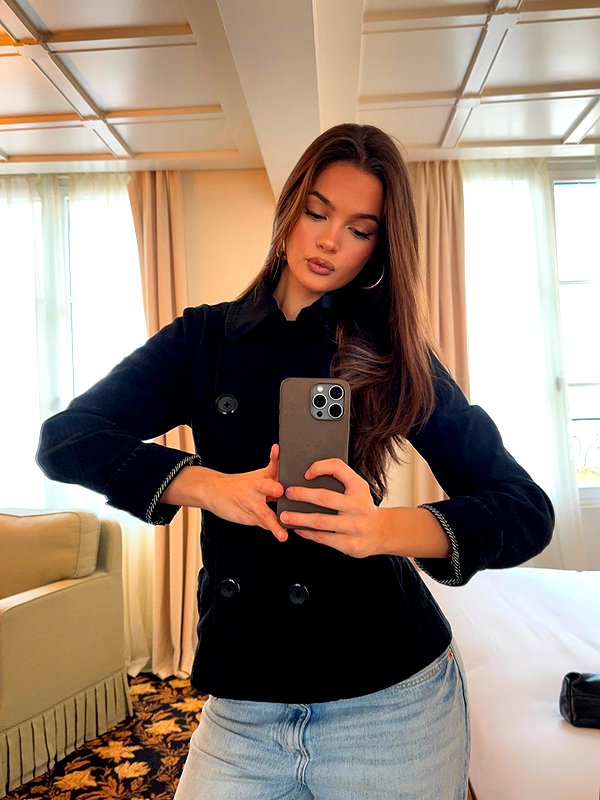 emmaaurora instagram image archive image