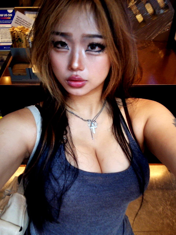 cellow111 instagram image archive image