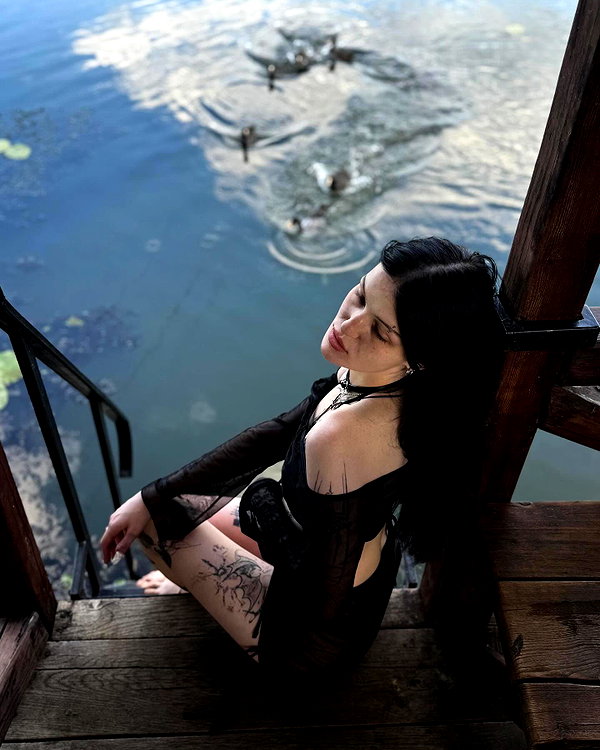 dalivrot instagram image archive image
