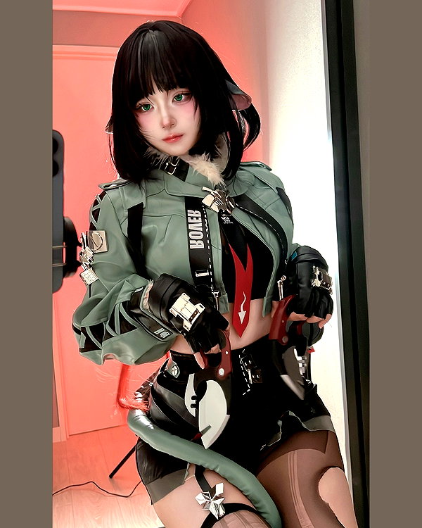 purinn_cos instagram image archive image