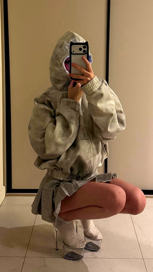 miss_baby007 instagram image archive image