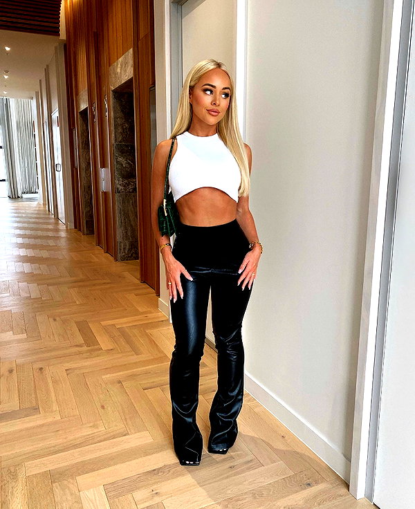 allieauton instagram image archive image