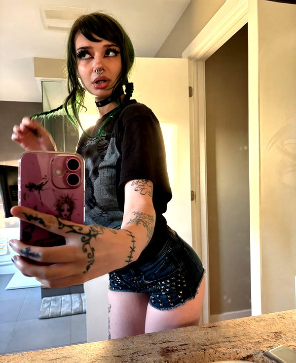 kaitfuckinglyn instagram image archive image