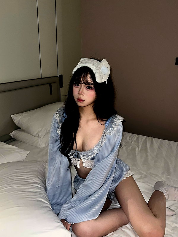 ynuy1 archive image
