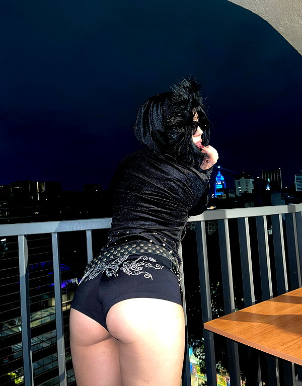 lucychernov instagram image archive image