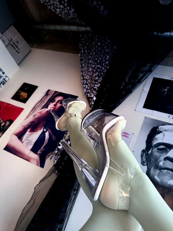 ibit3irl instagram image archive image