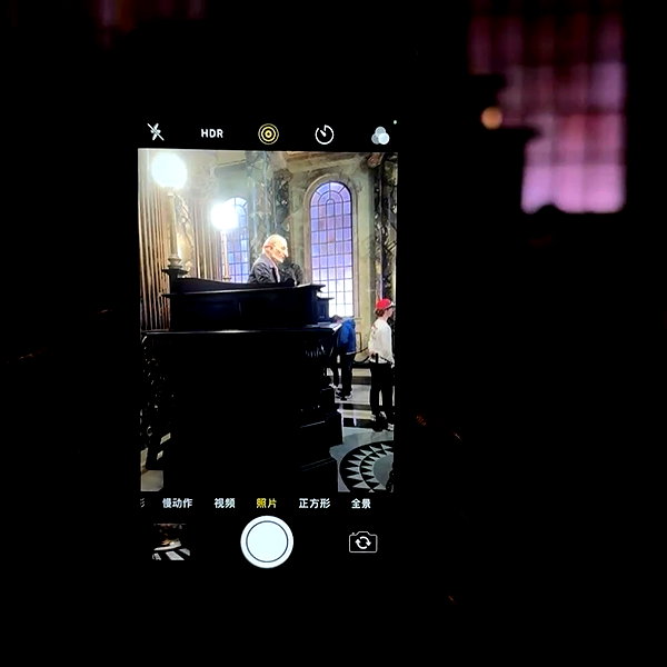 yifan.liii instagram image archive image