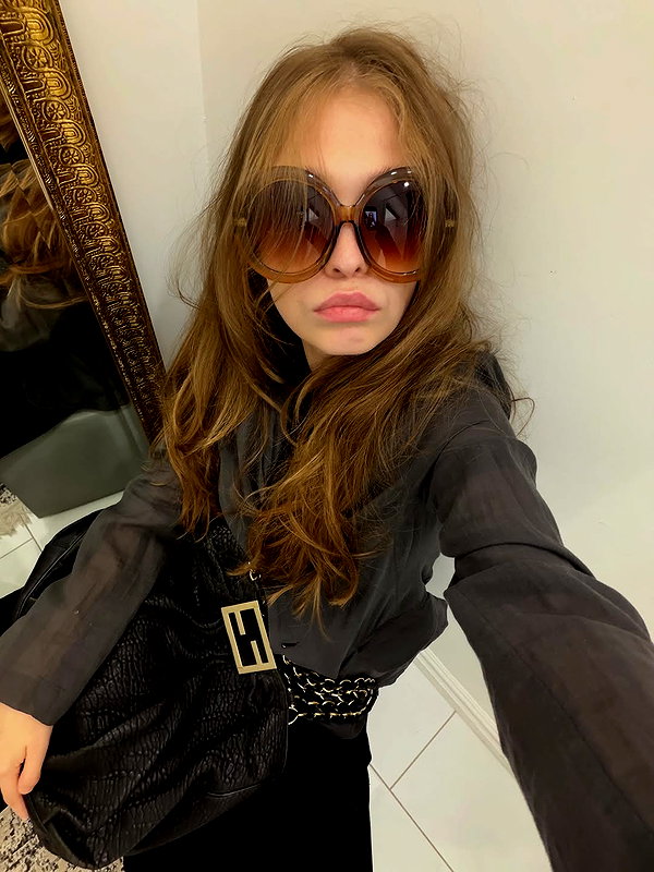 llinolinaa instagram image archive image