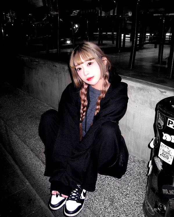 nixqq.425_ instagram image archive image