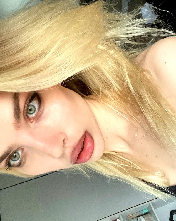 anya4everr instagram image archive image