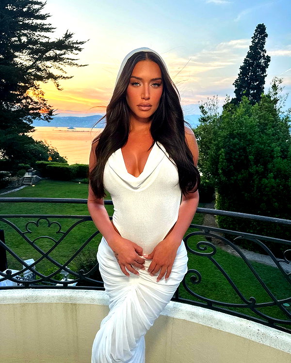 staskaranikolaou instagram image archive image