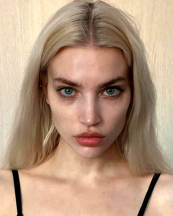 anya4everr instagram image archive image