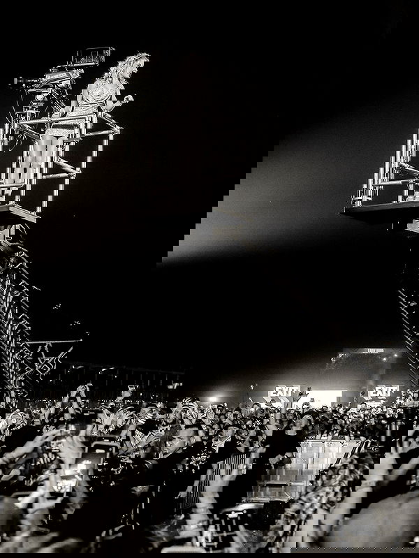 sabrinacarpenter sabrinacarpenter archive image