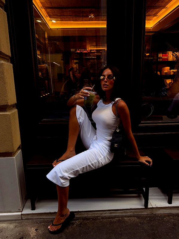 zoeliss instagram image archive image