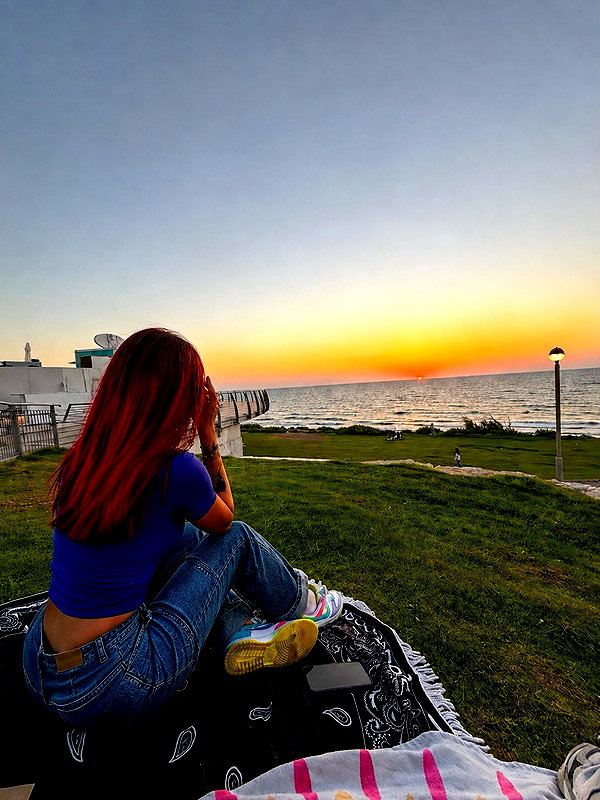 shanidahan7 instagram image archive image