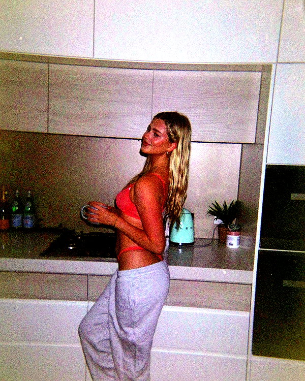 sophadophaa_ instagram image archive image
