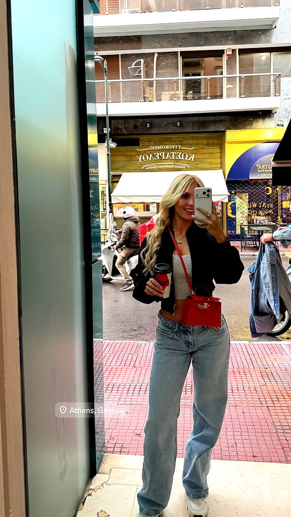 alexis.blond instagram image archive image