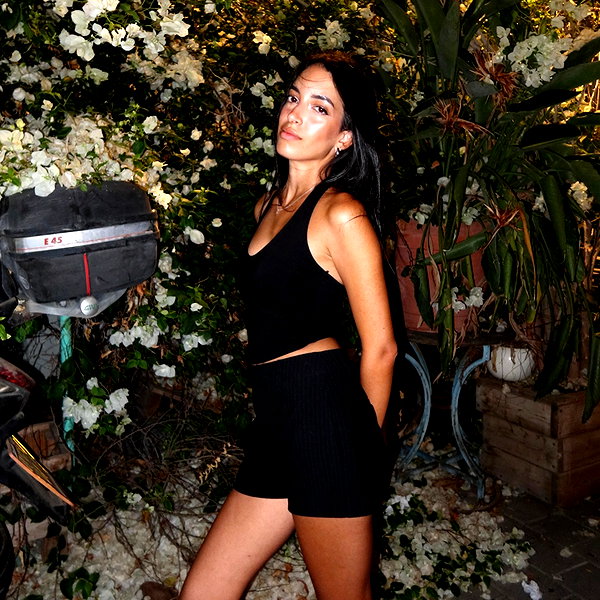 yaelxyazdi instagram image archive image