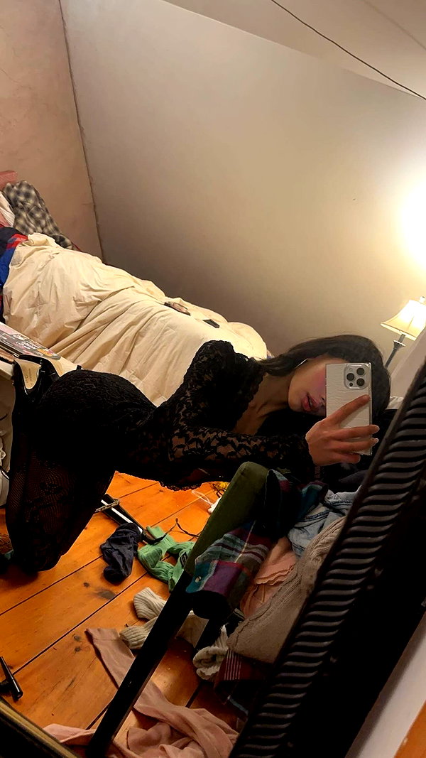 leonanaomii instagram image archive image