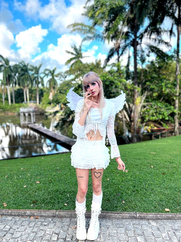 jadelaverne instagram image archive image