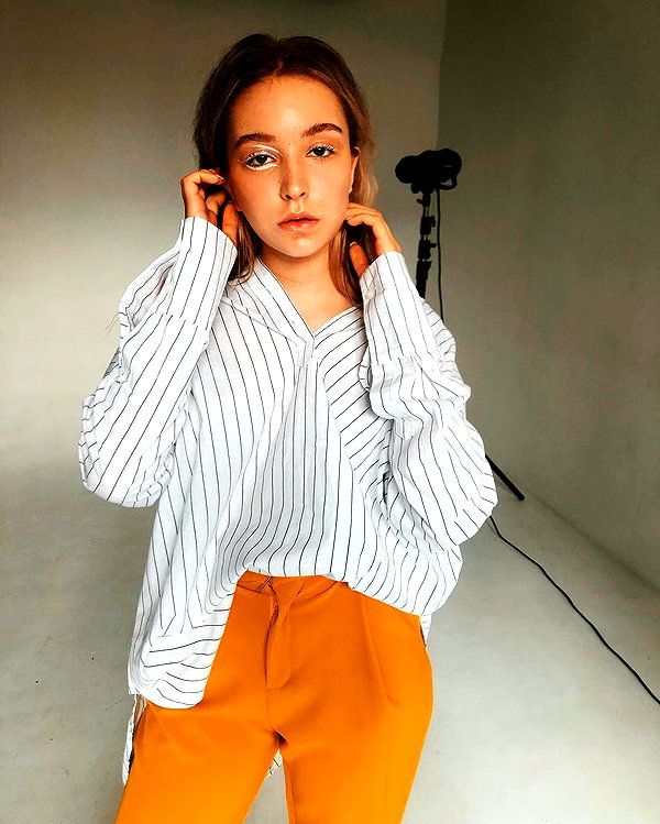 veroni22ka instagram image archive image