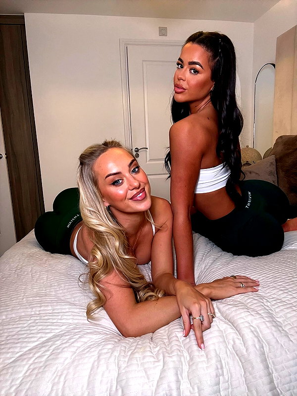 rhiannonbluee instagram image archive image