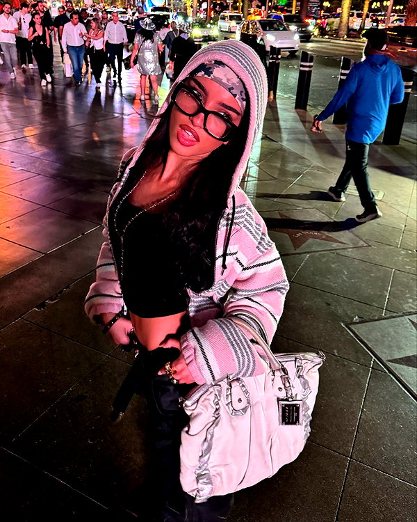 ellachristo instagram image archive image