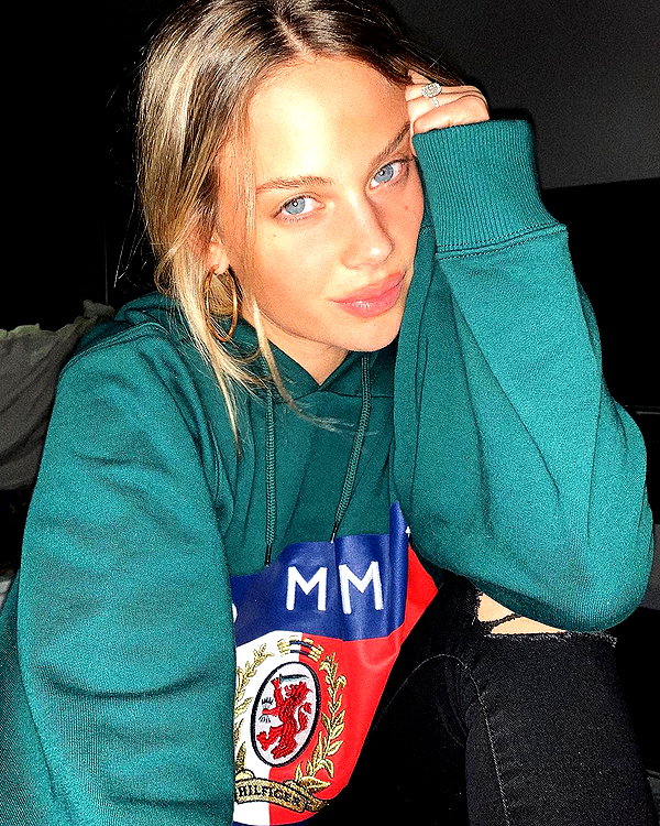 barzomer instagram image archive image