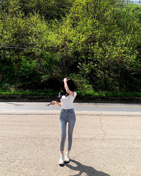daxbin instagram image archive image