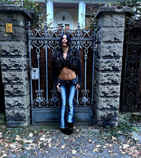 karolinaawasik instagram image archive image