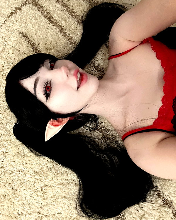 danielle.mercedie instagram image archive image