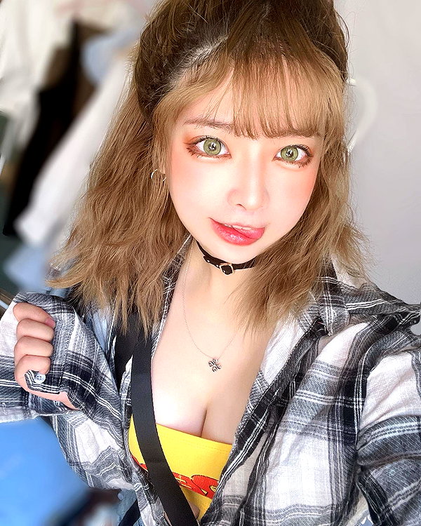 erokochiba instagram image archive image