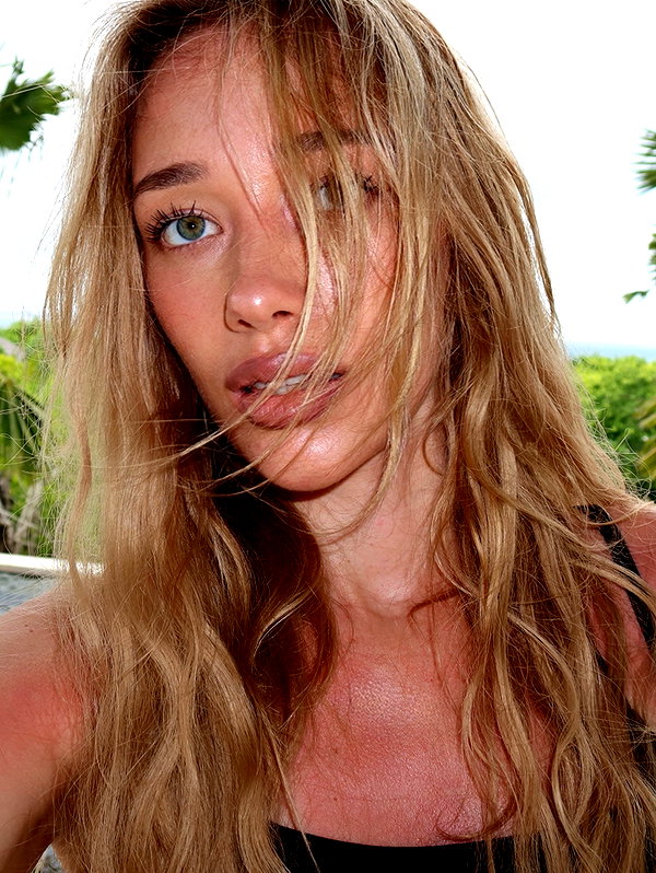 avestanova instagram image archive image