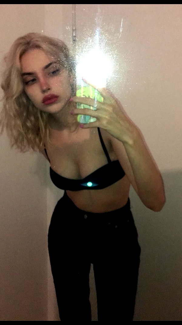 alien.hanna instagram image archive image