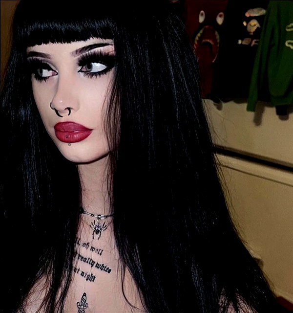 livindeadyaz instagram image archive image